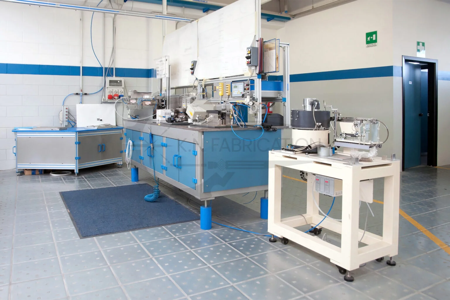 Enhance Productivity with Smart Laboratory Workstations