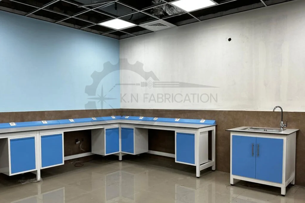 laboratory sink